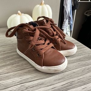 Cat & jack toddler shoes size 5